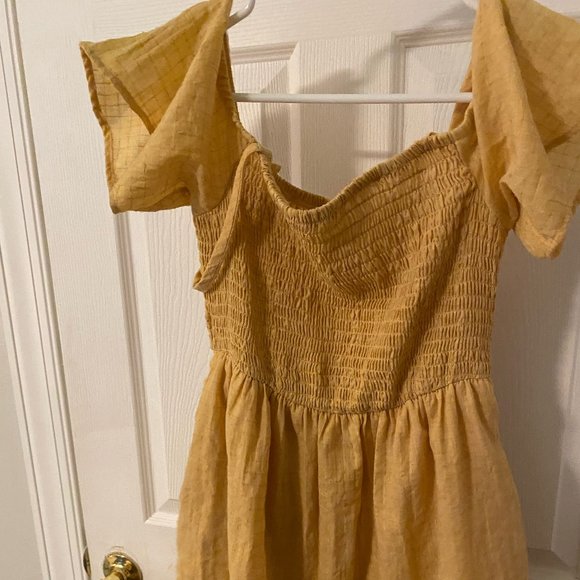 Dresses & Skirts - Yellow Sun Dress